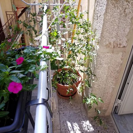 La Casa Di Bianca Apartment Caltagirone Luaran gambar