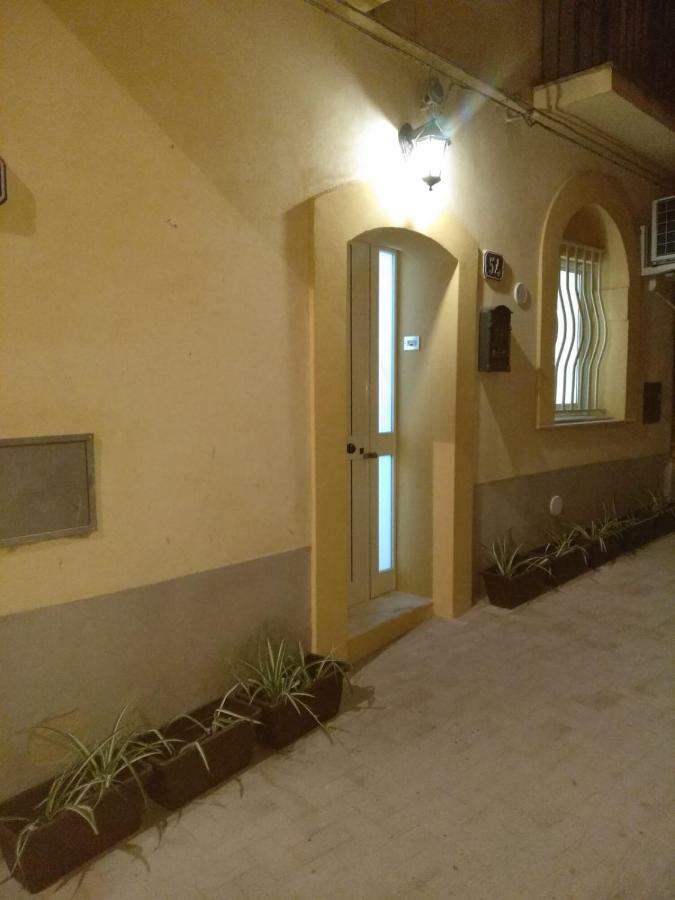 La Casa Di Bianca Apartment Caltagirone Luaran gambar